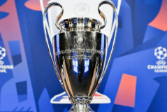 西甲焦点战：皇家奥维耶多VS巴塞罗那状态对比及胜负预测